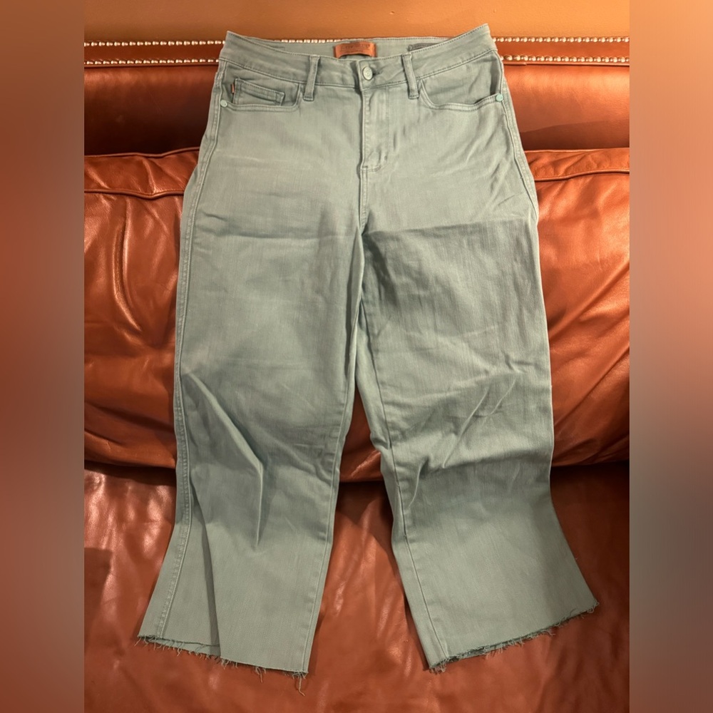 Judy Blue Tiffany Blue (topaz) Cropped Straight Jeans